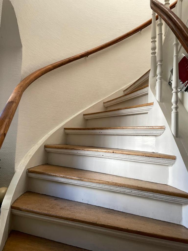 Haus Mit Tuermchen Appartement Solingen Buitenkant foto